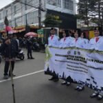 Satu Panggung, Banyak Warna : Bakesbangpol Tampilkan Kolaborasi Unik di Karnaval Budaya HUT Sukabumi ke-112