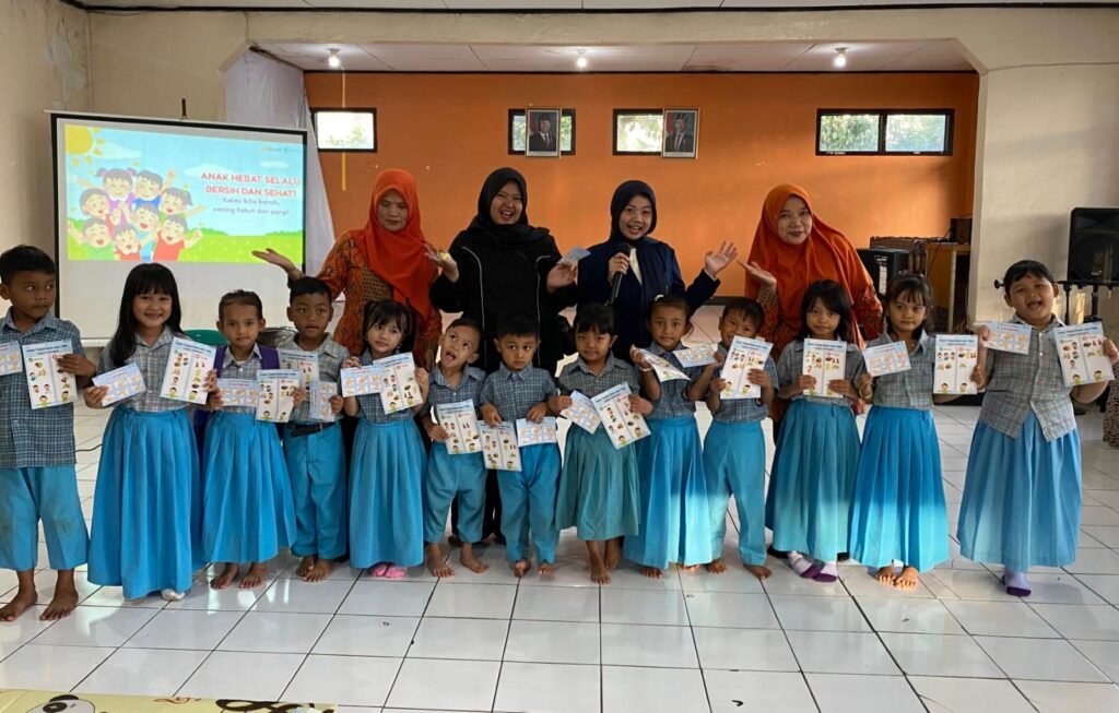 Perpustakaan Marema Tipar Sukabumi Gaungkan Literasi Soal Kebersihan ke Anak