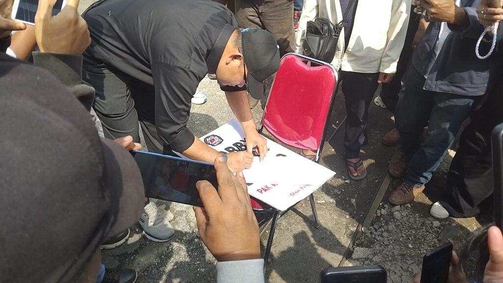 Di Tengah Aksi RT/RW, Tujuh Legislator Kota Sukabumi Nyatakan Dukungan Fakta Integritas Hak Angket