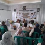 Bimtek Sadar Hukum di Baros, Wali Kota Sukabumi Dorong RT-RW Aktif Kawal Pajak hingga Pekerja Migran