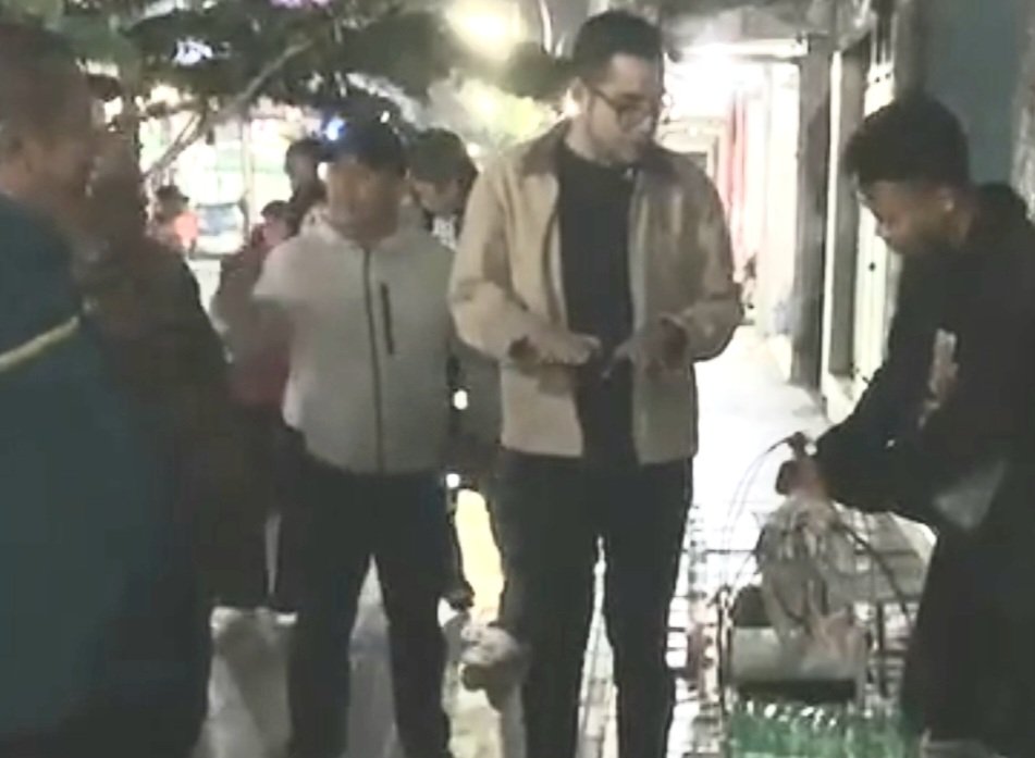 Datangi Pedagang di Pedestrian Jalan Ahmad Yani, Wakil Wali Kota Sukabumi Dorong Pedagang Peduli Sampah