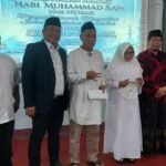 Ika Smanti Berangkatkan Dua Guru SMAN 3 Sukabumi Umrah sebagai Wujud Bakti Alumni