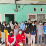 Antisipasi Paparan Abu Vulkanik, PMI Bagikan Masker ke Pelajar SLB A Budi Nurani