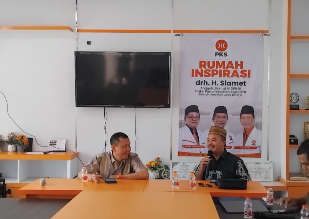 Konsolidasi di Rumah Inspirasi Anggota DPR RI drh Slamet, DPD PKS Kota Sukabumi Perkuat Soliditas dan Pelayanan Publik
